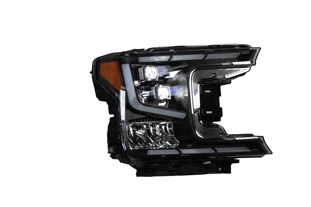 CHRNG0671-B-SQ – WINJET Headlight Assembly, LED Bulb Projector With LED Daytime Running Light/ Sequential Turn Signal...